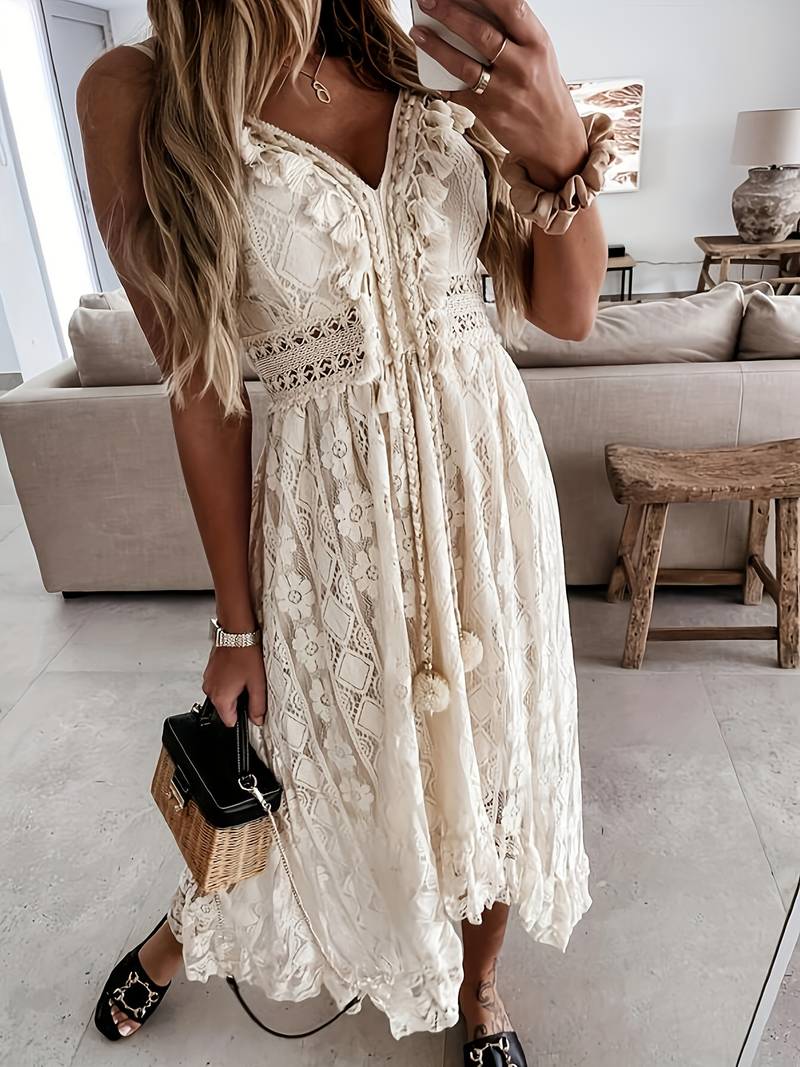 boho-maxi-sommerkleid mit spaghettiträgern und v-ausschnitt