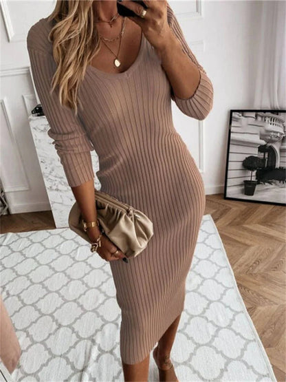 V-hals langermet ribbestrikket bodycon-maxikjole