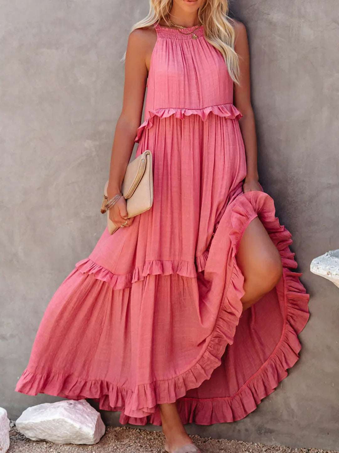 Sunshine Breeze Halter Ruffle Maxi Kjole