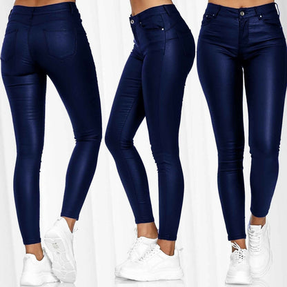 Figurnære og elastiske skinnjeans med stretch