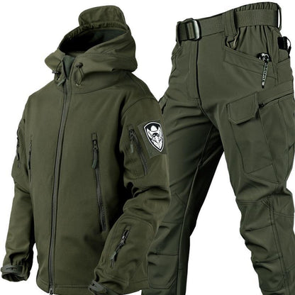 Ravikna | VANNTETT JACKET AND PANTS FOR WILD ADVENTURES