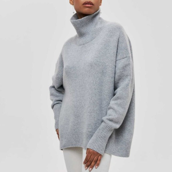 Strikket rullekragesweater