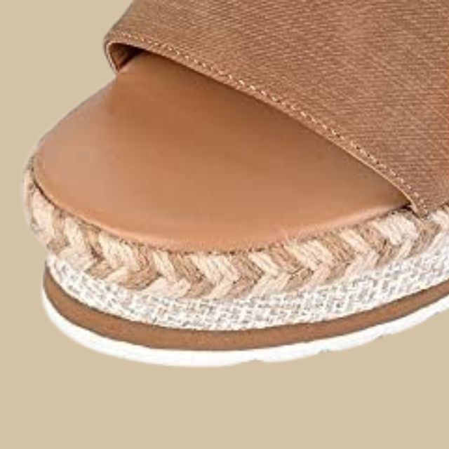 Uformelle sandaler med kilehæl og espadrillesåle