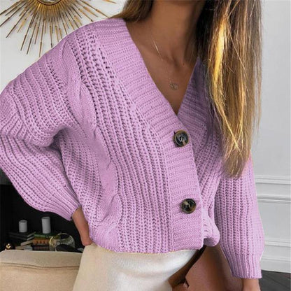 Ravikna | Timeless and elegant overall sweater